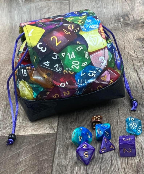 Stacked Dice - Regular Scale